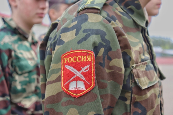 В Курганской области юные защитники изучают основы военного дела 