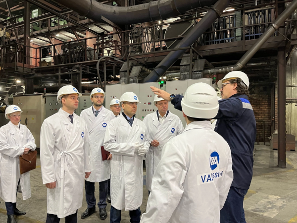 Замминистра строительства приехал на курганскую инвестиционную площадку Замминистра строительства приехал на курганскую инвестиционную площадку