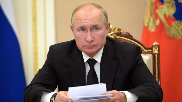 Владимир Путин проведет в пятницу заседание оргкомитета "Победа" Владимир Путин проведет в пятницу заседание оргкомитета "Победа"