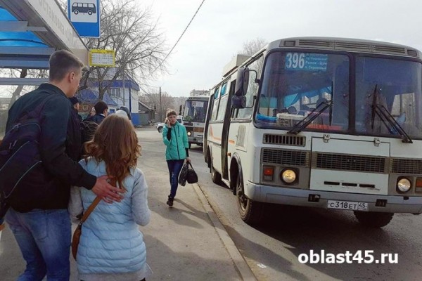 Из-за закрытия улицы Пушкина автобусы Кургана меняют маршрут Из-за закрытия улицы Пушкина автобусы Кургана меняют маршрут