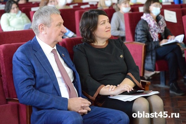 Юным зауральцам будут прививать любовь к точным наукам Юным зауральцам будут прививать любовь к точным наукам