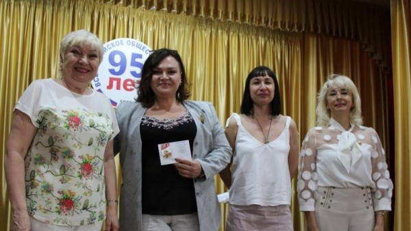 Знаками отличия ГТО отмечены представители регионального отделения ВОГ