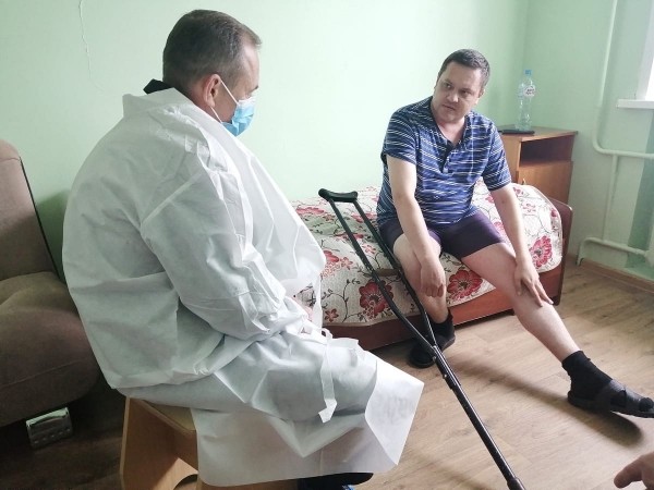 Начальник полиции Зауралья посетил раненых сотрудников в больницах Начальник полиции Зауралья посетил раненых сотрудников в больницах