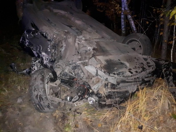 После ночной аварии двух иномарок на трассе зауралец угодил в больницу 