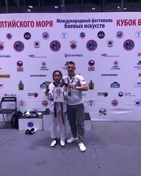 В Курган из Питера юные тхэквондисты вернулись с двумя золотыми медалями