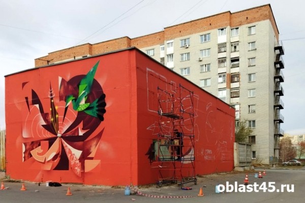 В Кургане на стенах теплопункта появился стрит-арт В Кургане на стенах теплопункта появился стрит-арт