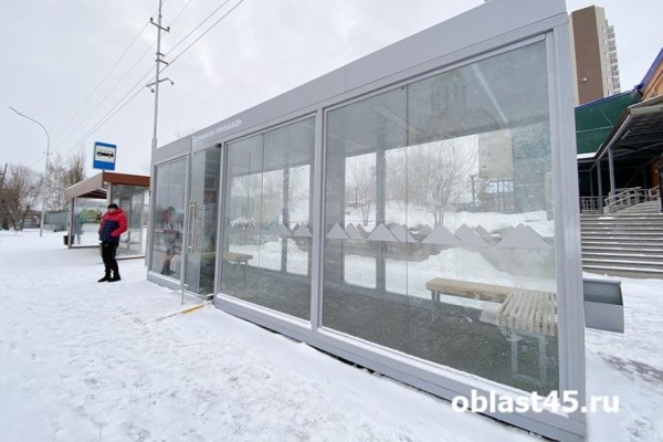 Власти Кургана рассказали, где появятся новые стеклянные и &laquo;умные&raquo; остановки 