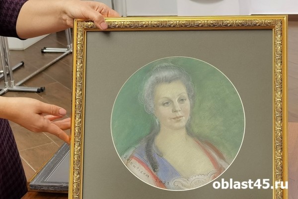 Курганскому музею подарили портрет актрисы Светланы Крючковой Курганскому музею подарили портрет актрисы Светланы Крючковой