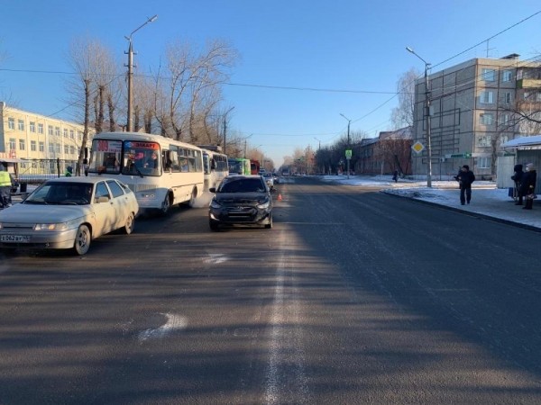 В Кургане пьяный пешеход попала под колёса иномарки В Кургане пьяный пешеход попала под колёса иномарки