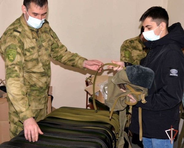 В войсках национальной гвардии будут проходить службу более ста призывников из Зауралья В войсках национальной гвардии будут проходить службу более ста призывников из Зауралья