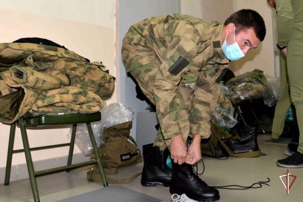 В войсках национальной гвардии будут проходить службу более ста призывников из Зауралья В войсках национальной гвардии будут проходить службу более ста призывников из Зауралья