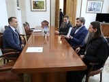 
											Состоялась рабочая встреча губернатора Вадима Шумкова с меценатом Константином Малофеевым									