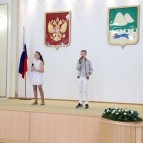
											Губернатор Вадим Шумков вручил областные молодёжные премии									