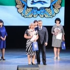 
											Вадим Шумков поздравил сотрудников Курганской областной клинической больницы с 75-летием медучреждения									