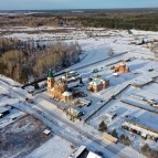 
											На новом Чимеевском храме начали устанавливать купола 									
