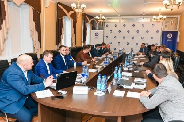 Крупное предприятие Курганской области посетили представители госкорпорации
