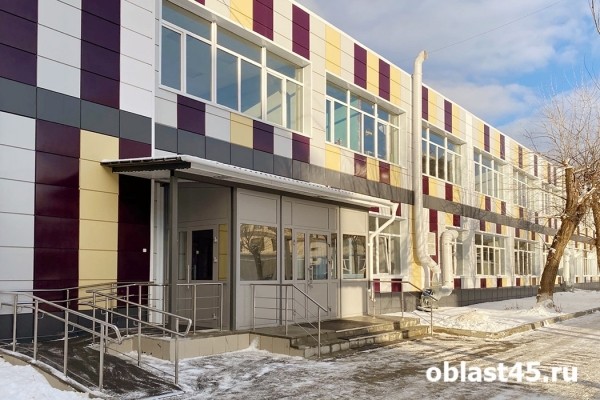  В Курганском промышленном техникуме открыли современные мастерские