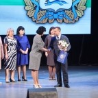 
											Вадим Шумков поздравил сотрудников Курганской областной клинической больницы с 75-летием медучреждения									