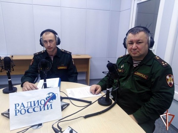 В прямом эфире радио &laquo;России&raquo; представители Росгвардии рассказали курганцам, как стать офицером правоохранительного ведомства
