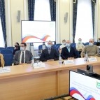 Накануне Нового года вручены государственные, ведомственные и региональные награды жителям области
Накануне Нового года вручены государственные, ведомственные и региональные награды жителям области