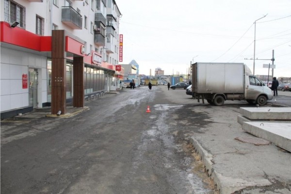 В Кургане водитель сбил пенсионерку и уехал с места ДТП В Кургане водитель сбил пенсионерку и уехал с места ДТП