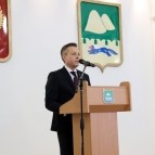 Накануне Нового года вручены государственные, ведомственные и региональные награды жителям области
Накануне Нового года вручены государственные, ведомственные и региональные награды жителям области