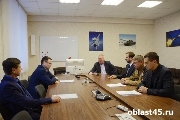 На крупном курганском заводе подвели итоги реализации нацпроекта На крупном курганском заводе подвели итоги реализации нацпроекта