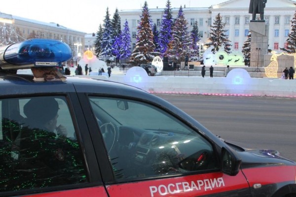В новогоднюю ночь зауральские росгвардейцы предотвратили 20 правонарушений В новогоднюю ночь зауральские росгвардейцы предотвратили 20 правонарушений