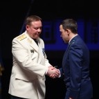 Губернатор Вадим Шумков поздравил сотрудников прокуратуры с 300-летием со дня образования ведомства
Губернатор Вадим Шумков поздравил сотрудников прокуратуры с 300-летием со дня образования ведомства