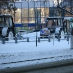 
											Губернатор Вадим Шумков провел выездное совещание по уборке дорог и дворов Кургана									