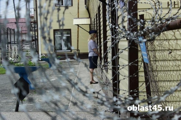 Осуждённые курганских исправительных колоний занимаются благоустройством города