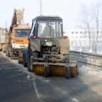 
											Гуртование снега и другие особенности зимней уборки города посмотрели в ходе объезда специалисты									