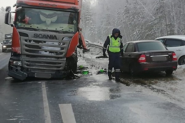В Курганской области в массовом ДТП погиб мужчина