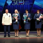 Губернатор Вадим Шумков поздравил сотрудников прокуратуры с 300-летием со дня образования ведомства
Губернатор Вадим Шумков поздравил сотрудников прокуратуры с 300-летием со дня образования ведомства