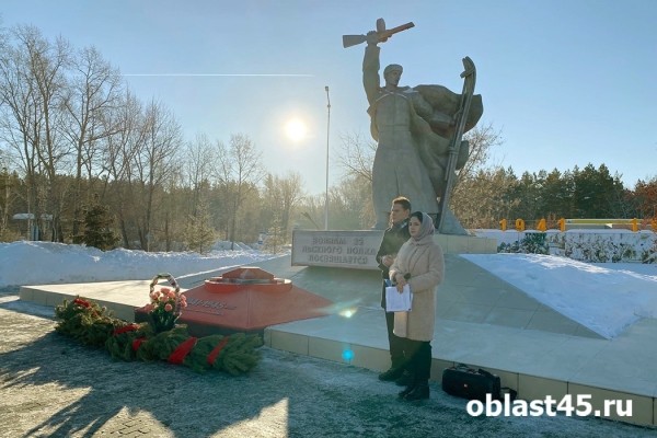Спорт и патриотизм: курганцы прошли 6 километров в память о воинах-лыжниках
