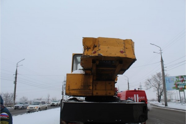 В Кургане пассажиры автобуса получили травмы после столкновения с автокраном
