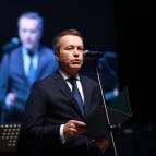 Одно из ведущих промышленных предприятий Курганской области и лидеров оборонной промышленности России отметило 80-летие
Одно из ведущих промышленных предприятий Курганской области и лидеров оборонной промышленности России отметило 80-летие
