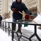 Заместитель главы региона Константин Малышев и глава города Кургана Елена Ситникова проконтролировали организацию уборки улиц и дворов
Заместитель главы региона Константин Малышев и глава города Кургана Елена Ситникова проконтролировали организацию уборки улиц и дворов