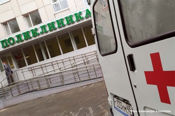 В Кургане несколько филиалов поликлиники №2 прекращают плановый прием