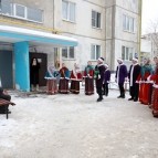 
											Ветеранов поздравили с Днём защитника Отечества праздничными уличными и домашними концертами									