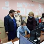 
											Лариса Кокорина проконтролировала кол-центры по работе с больными коронавирусной инфекцией									