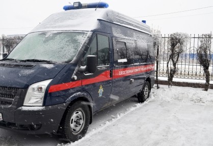 В Частоозерском районе перед судом предстанет местный житель, обвиняемый в избиении и похищении соседки