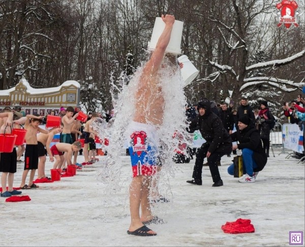 23 февраля курганцы будут массово обливаться водой на Троицкой площади 