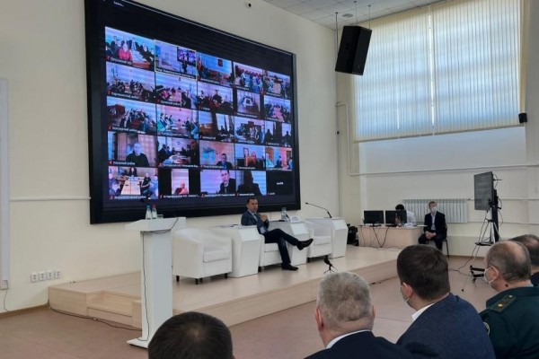 Глава региона Вадим Шумков встретился с курганскими предпринимателями