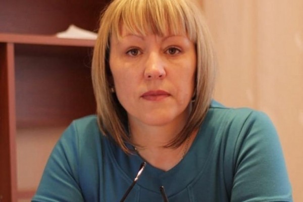 В Кургане депутат областной думы решила покинуть ряды КПРФ В Кургане депутат областной думы решила покинуть ряды КПРФ