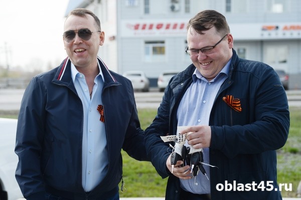 В районных больницах Курганской области появился новый транспорт