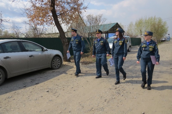 Сегодня сотрудники МЧС провели рейд в садоводстве &laquo;Локомотив&raquo; в Восточном микрорайоне Кургана