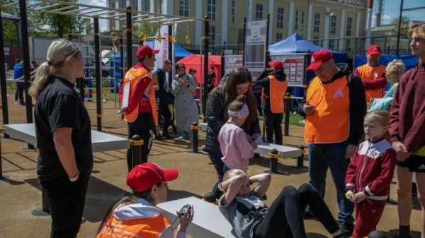 На московском стадионе «Курчатовец» состоялось открытие площадки ГТО На московском стадионе «Курчатовец» состоялось открытие площадки ГТО