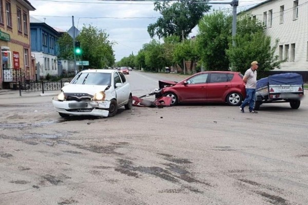В Курганской области за сутки 3 ребёнка пострадали в ДТП В Курганской области за сутки 3 ребёнка пострадали в ДТП