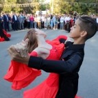 Вадим Шумков и Андрей Яцкин поздравили выпускников Курганской области с окончанием школы
Вадим Шумков и Андрей Яцкин поздравили выпускников Курганской области с окончанием школы